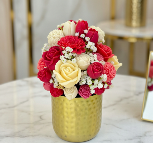 Wara Rati Laal · Scented Wax Bouquet