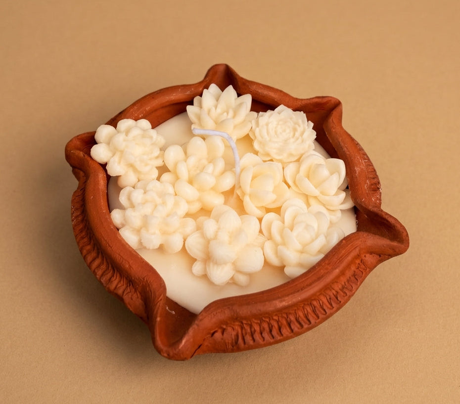 Mitti Bloom - Handcrafted Sculpted Botanical Soy Wax Candle