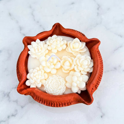Mitti Bloom - Handcrafted Sculpted Botanical Soy Wax Candle