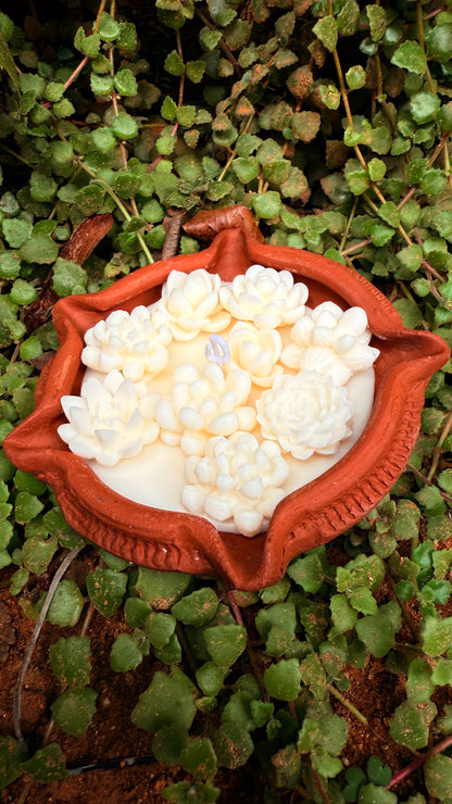 Mitti Bloom - Handcrafted Sculpted Botanical Soy Wax Candle